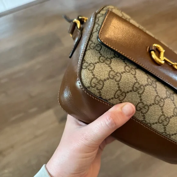 GUCCI 1955 Small Horsebit GG Supreme Crossbody Bag - Picture 11 of 16